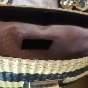 kate spade Bags - Kate Spade Small Tan Shoulder Bag kate spade Bags - Kate Spade Small Tan Shoulder Bag